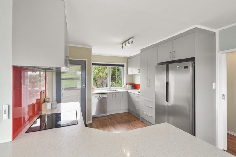 Photo of property in 9 Everard Avenue, Army Bay, Whangaparaoa, 0930
