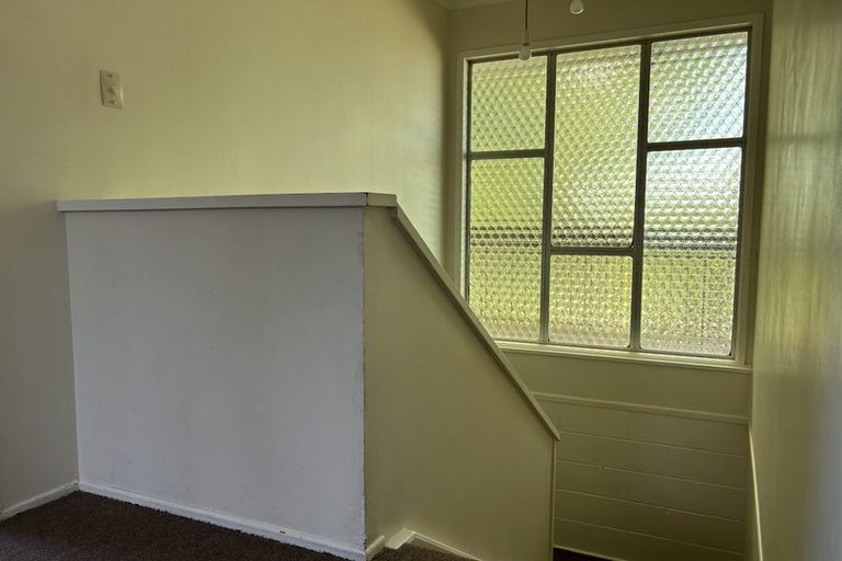 Photo of property in 2/28 Leaver Place, Weymouth, Auckland, 2103