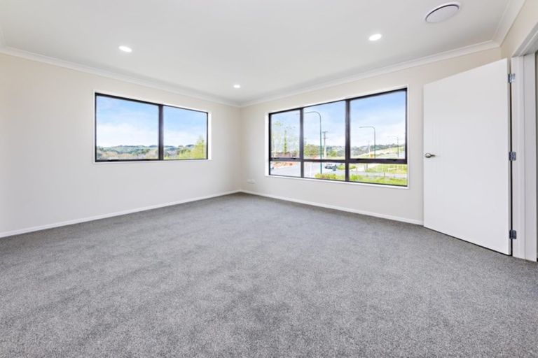 Photo of property in 291 Flat Bush School Road, Flat Bush, Auckland, 2019