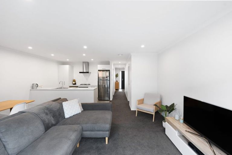 Photo of property in 2/1 North Ridge Drive, Rototuna North, Hamilton, 3281