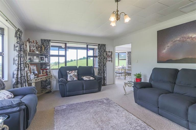 Photo of property in 1091 Upland Road, Egmont Village, Inglewood, 4386