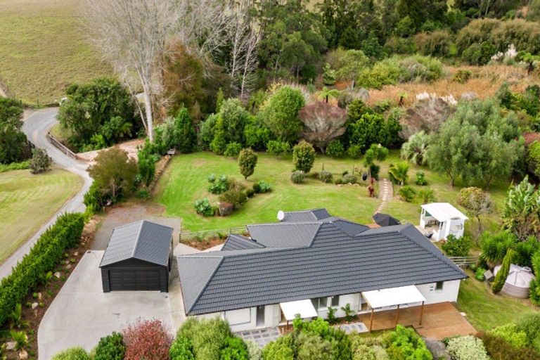 Photo of property in 97 Shepherd Road, Kerikeri, 0230