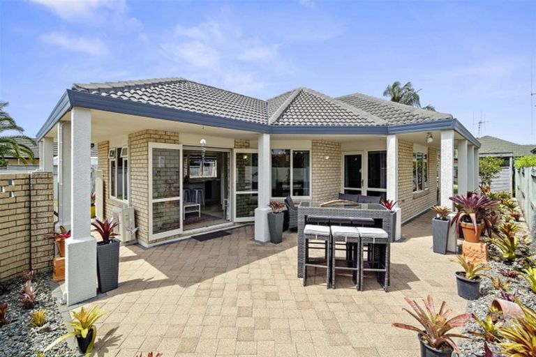 Photo of property in 9 Tuihana Drive, Papamoa Beach, Papamoa, 3118