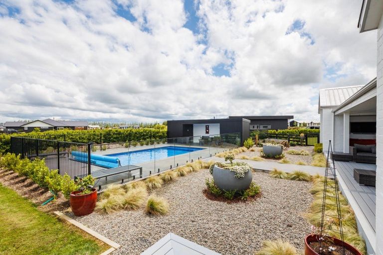 Photo of property in 12 Colquhoun Way, Kelvin Grove, Palmerston North, 4470