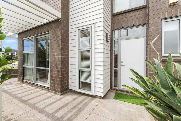 Photo of property in 93 Buckley Avenue, Hobsonville, Auckland, 0616