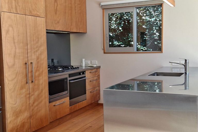 Photo of property in 9 Pitt Street, Maitai, Nelson, 7010