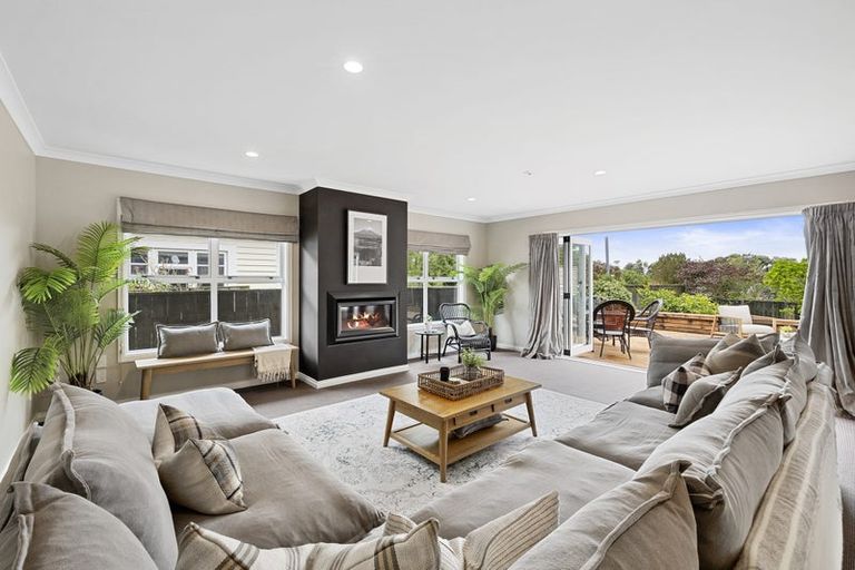 Photo of property in 17 Normanby Street, Fitzroy, New Plymouth, 4312