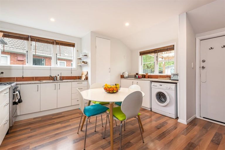 Photo of property in 8 Kitchener Place, Opawa, Christchurch, 8023