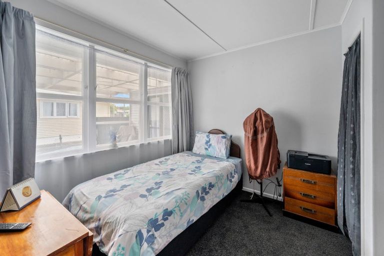 Photo of property in 506 Huia Street, Camberley, Hastings, 4120