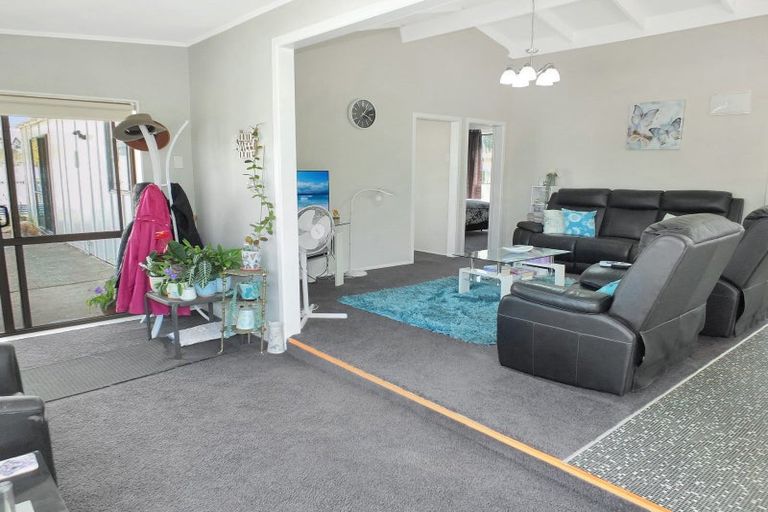 Photo of property in 8a Holben Parade, Foxton Beach, Foxton, 4815