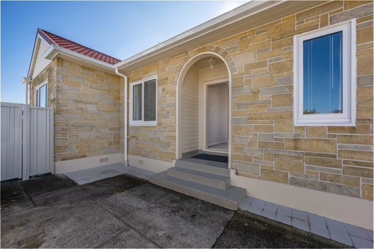 Photo of property in 27a Nuffield Avenue, Marewa, Napier, 4110