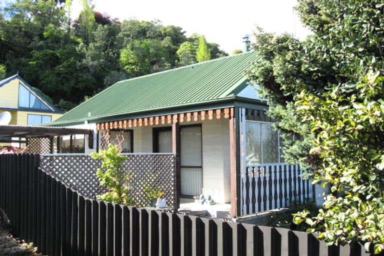 Photo of property in 2/169 Tahunanui Drive, Tahunanui, Nelson, 7011