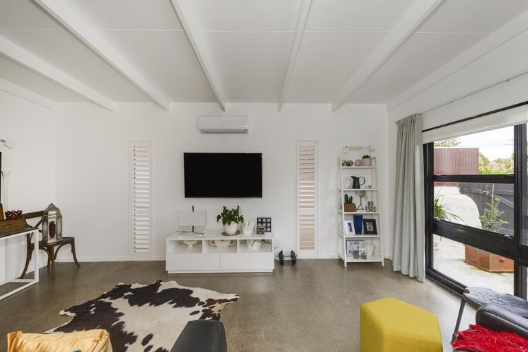 Photo of property in 893b Main Street, Roslyn, Palmerston North, 4414