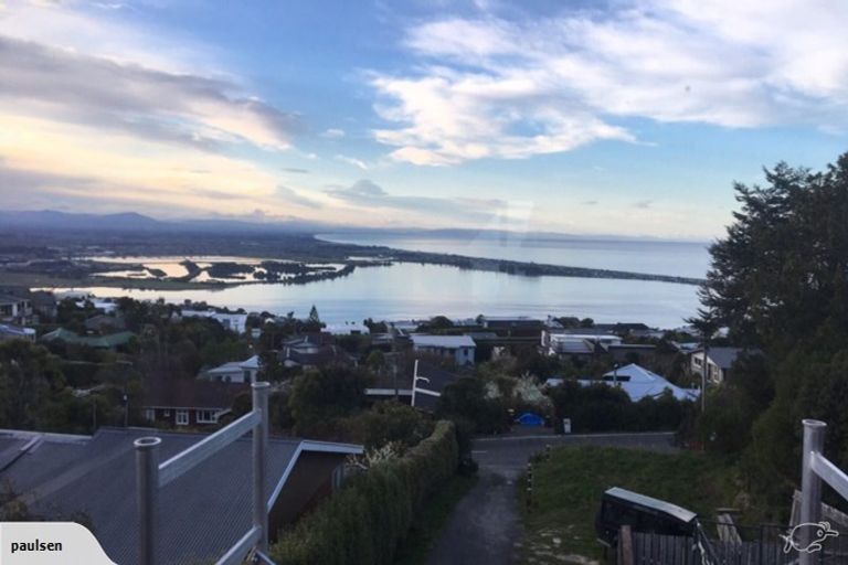 Photo of property in 266 Mount Pleasant Road, Mount Pleasant, Christchurch, 8081