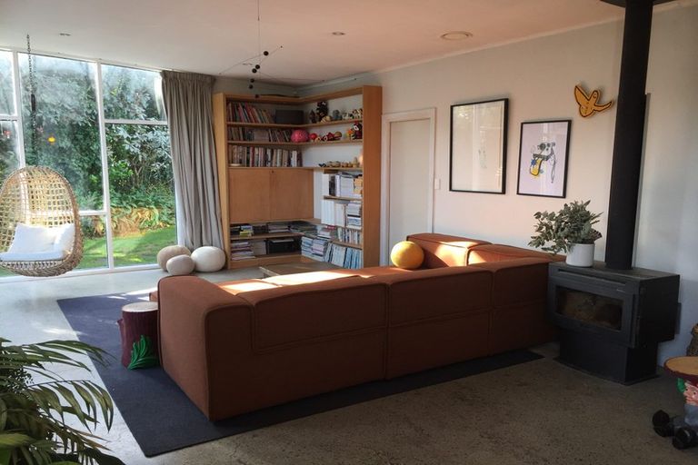 Photo of property in 43 Delhi Crescent, Khandallah, Wellington, 6035