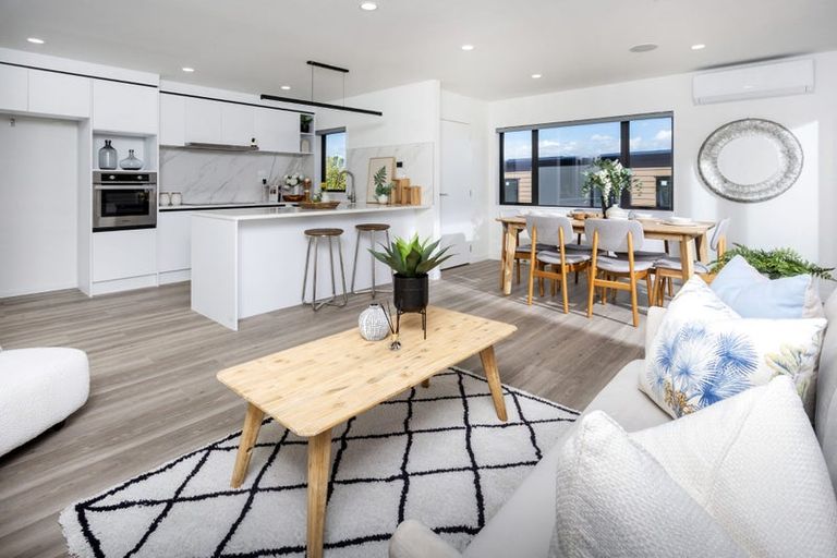 Photo of property in 10a Mescal Street, Massey, Auckland, 0614