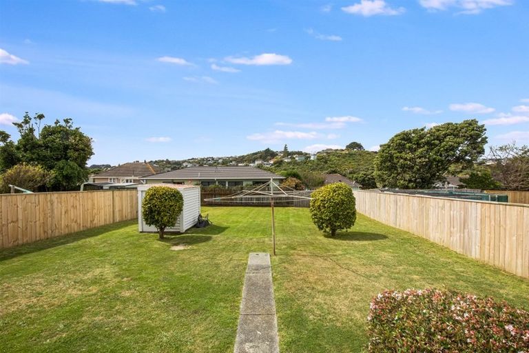 Photo of property in 7 Waiuta Street, Titahi Bay, Porirua, 5022