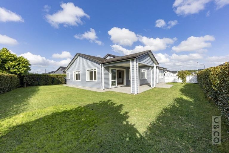 Photo of property in 41 Pohutukawa Parade, Riverhead, 0820