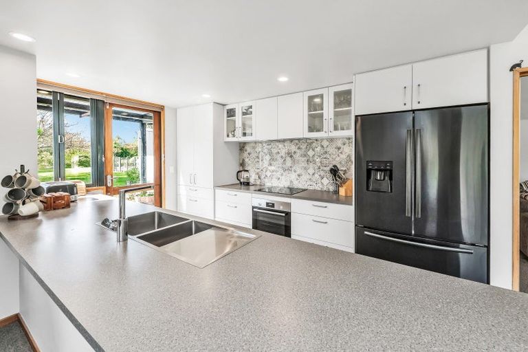 Photo of property in 180 Deans Road, Darfield, 7571