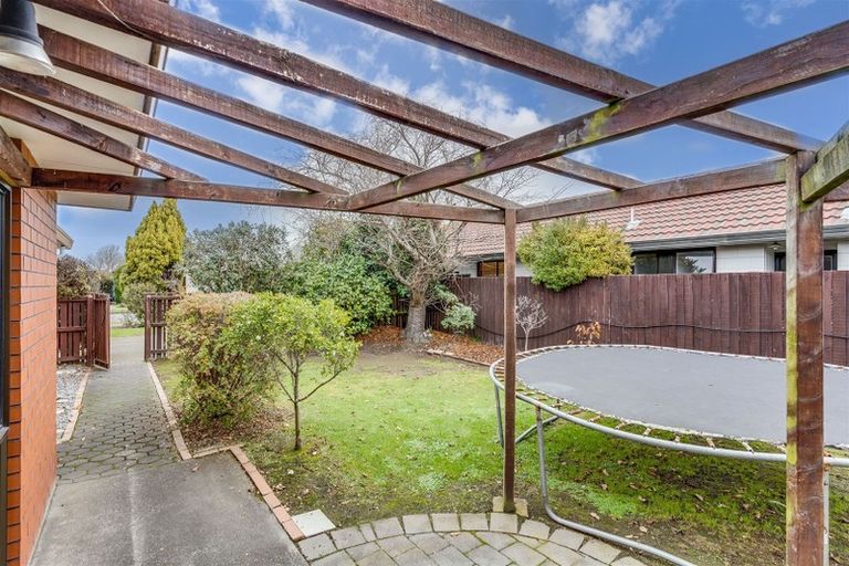 Photo of property in 70 Sarabande Avenue, Redwood, Christchurch, 8051