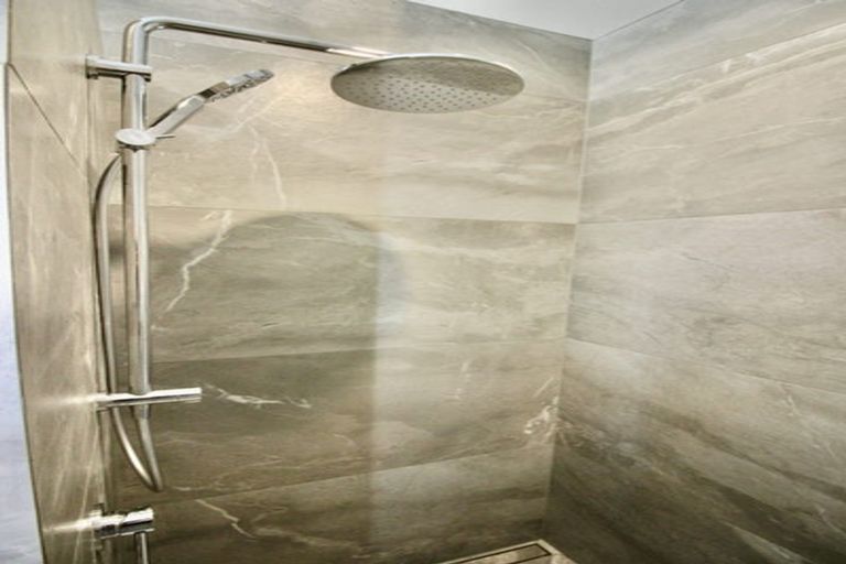 Photo of property in 5 Kahu Crescent, Whitianga, 3510