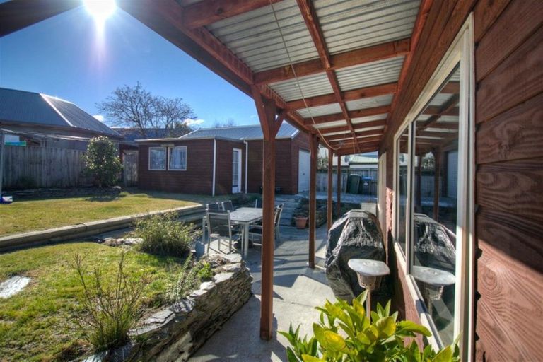 Photo of property in 47 Remarkables Crescent, Frankton, Queenstown, 9300