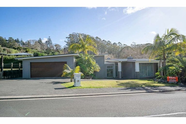 Photo of property in 13 Alderton Drive, Kerikeri, 0230