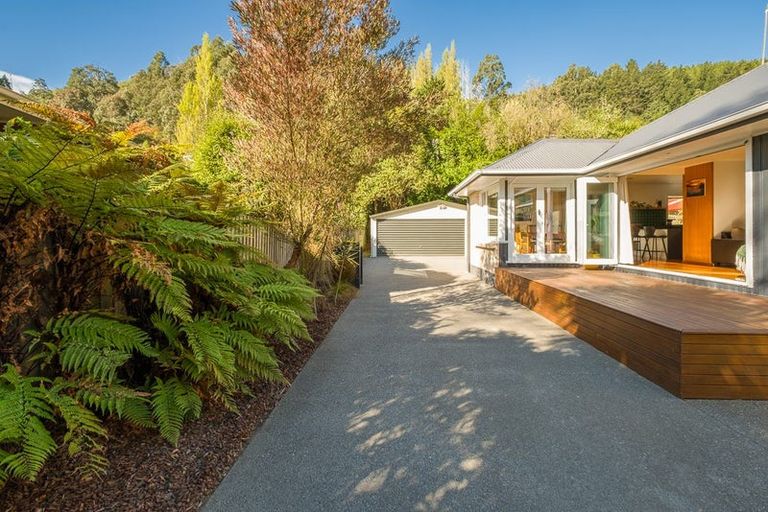 Photo of property in 107 Bowenvale Avenue, Cashmere, Christchurch, 8022