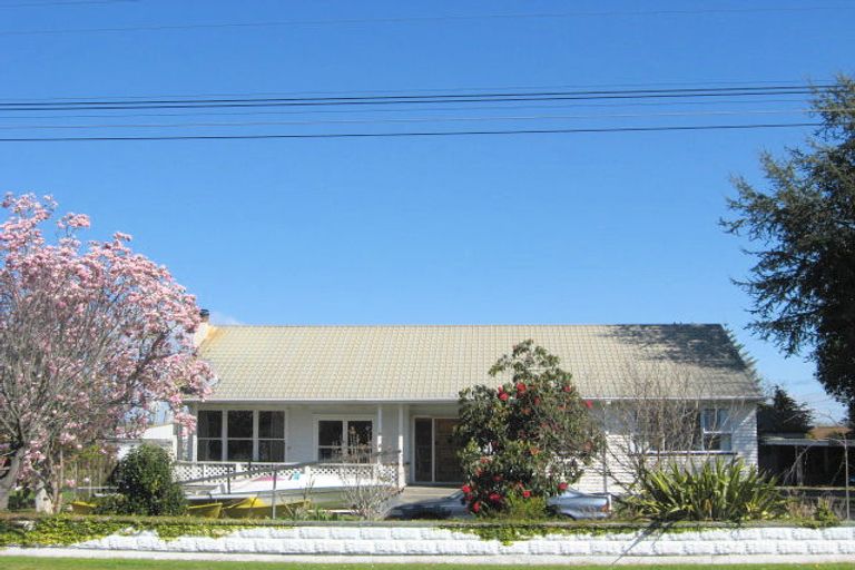Photo of property in 26 Tawa Street, Edgecumbe, 3120