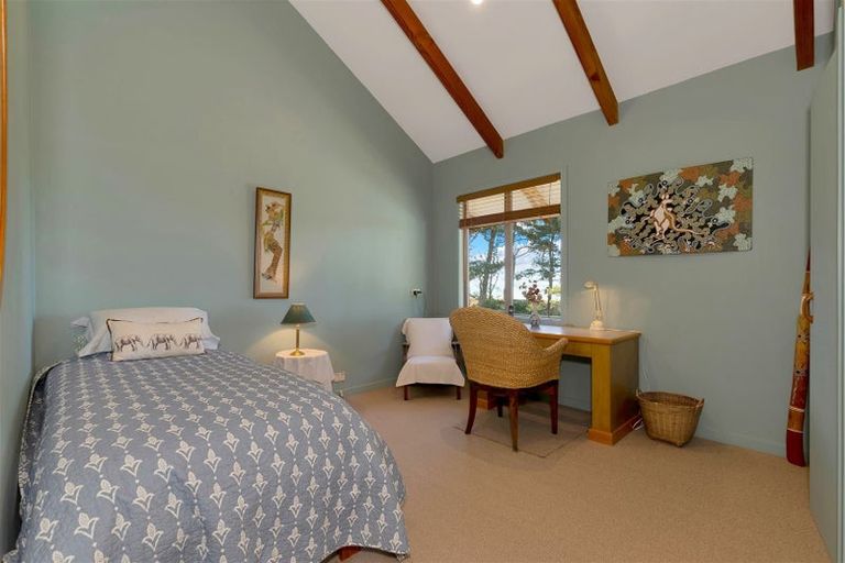 Photo of property in 41 Chamberlain Avenue, Amberley, 7481