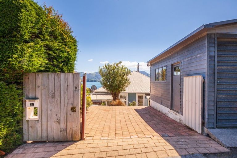 Photo of property in 31 Waikana Street, Broad Bay, Dunedin, 9014