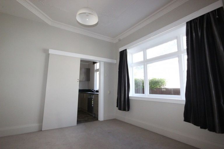 Photo of property in 11 Milverton Avenue, Hokowhitu, Palmerston North, 4410