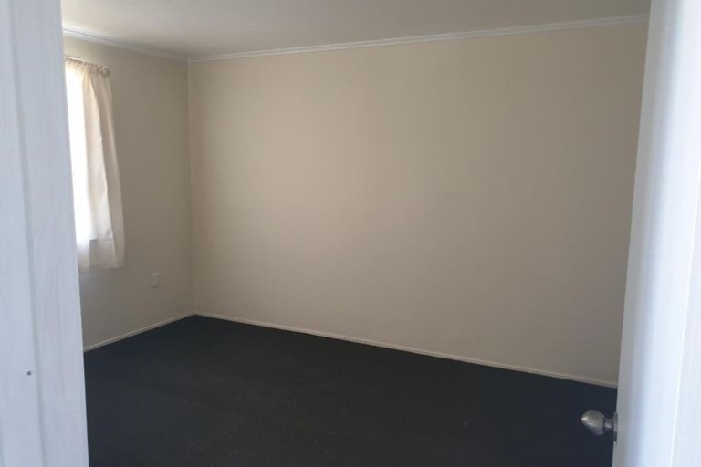 Photo of property in 419-421 Kotuku Street, Camberley, Hastings, 4120