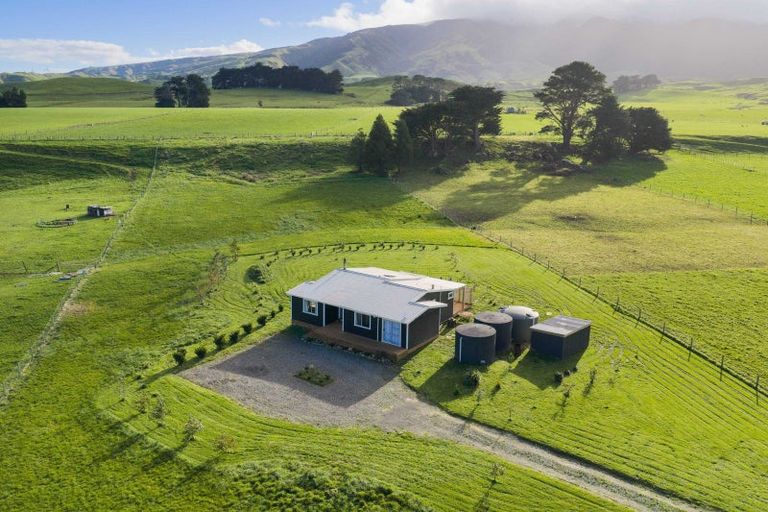 Photo of property in 627 Pinfold Road, Papatawa, Woodville, 4998