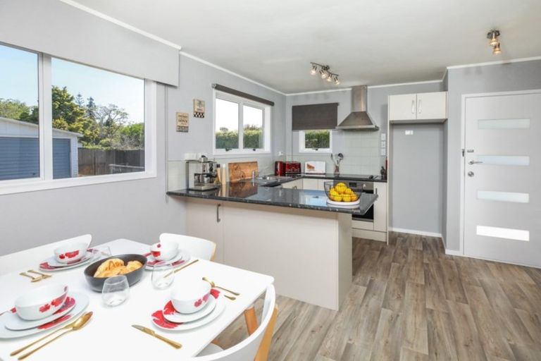 Photo of property in 11 Cypress Crescent, Pukete, Hamilton, 3200