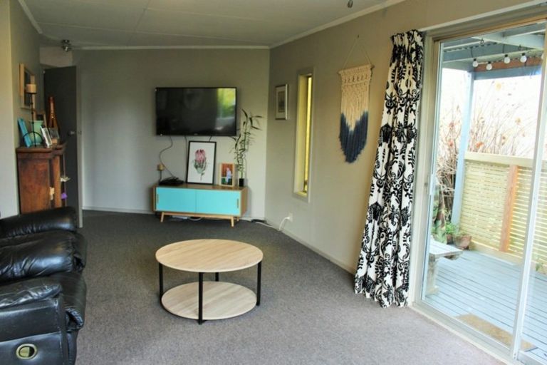 Photo of property in 3 Broderick Street, Te Anau, 9600