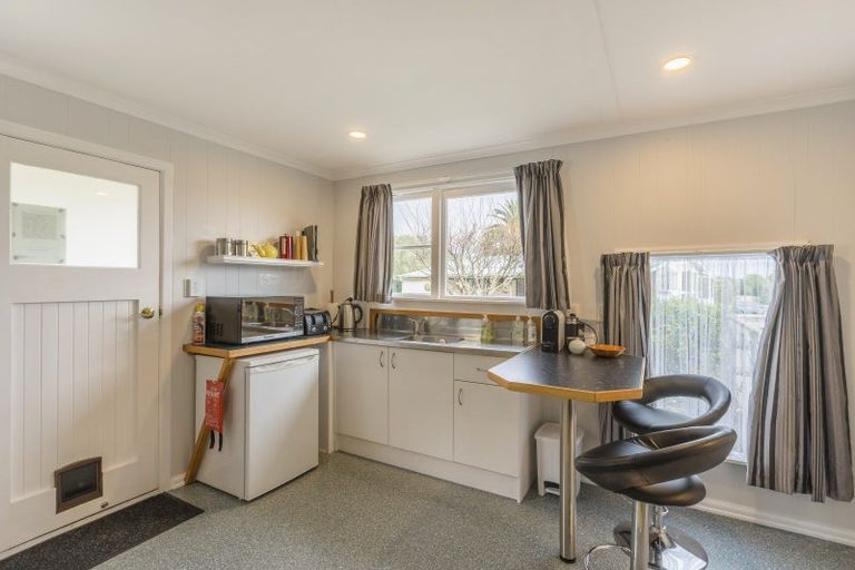 Photo of property in 75 Elizabeth Street, Waikanae, 5036
