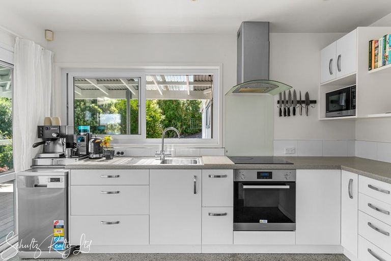 Photo of property in 1122 Whakapirau Road, Whakapirau, Maungaturoto, 0583