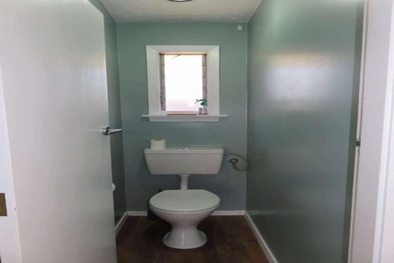 Photo of property in 220 Beach Road, North New Brighton, Christchurch, 8083