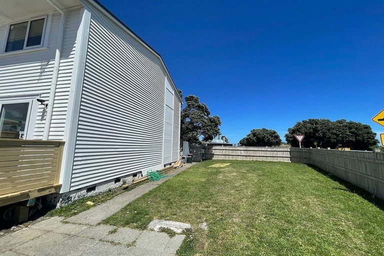 Photo of property in 1/1 Waione Street, Petone, Lower Hutt, 5012