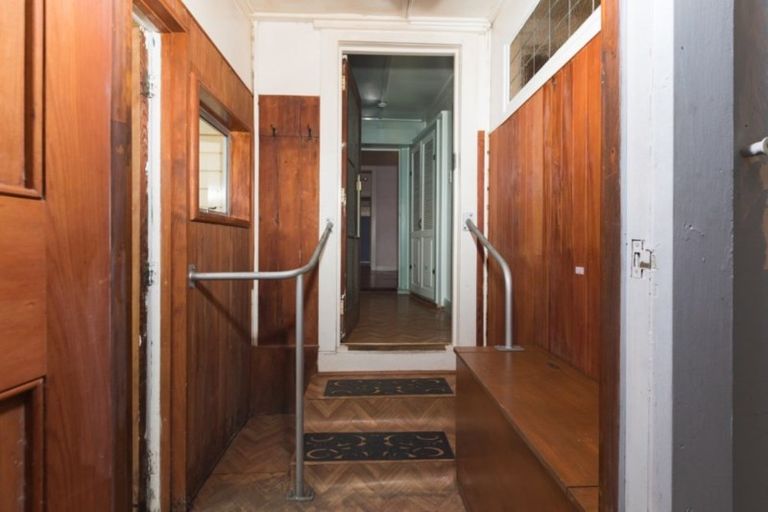 Photo of property in 30 Mill Road, Clive, 4102