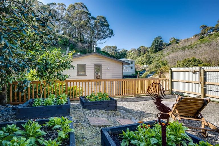 Photo of property in 6 Little Burke Street, Hospital Hill, Napier, 4110