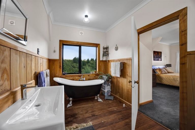 Photo of property in 172 Whakamara Road, Manutahi, Hawera, 4672