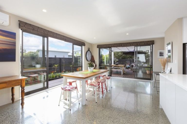 Photo of property in 3 Te Mana Street, Omaha, 0986