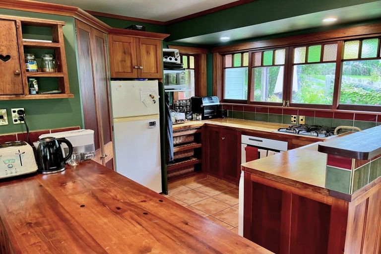 Photo of property in 19 Grange Road, Hahei, Whitianga, 3591