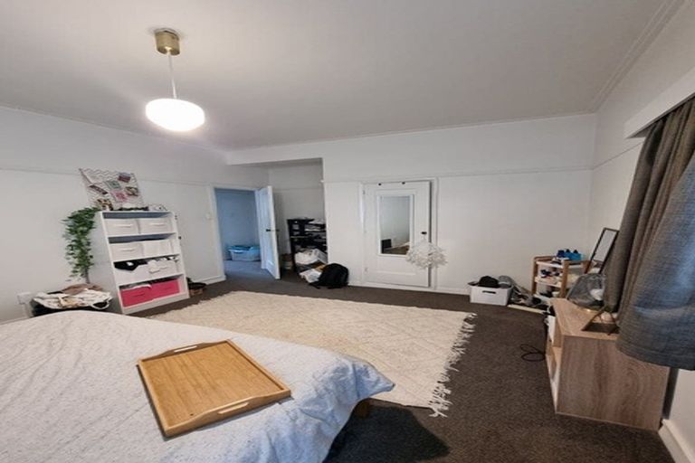 Photo of property in 1/57 Hawker Street, Mount Victoria, Wellington, 6011