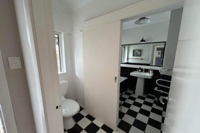 Photo of property in 27 Riverview Terrace, Fairfield, Hamilton, 3214