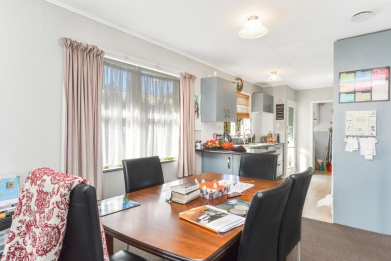 Photo of property in 55 Mears Road, St Andrews, Hamilton, 3200