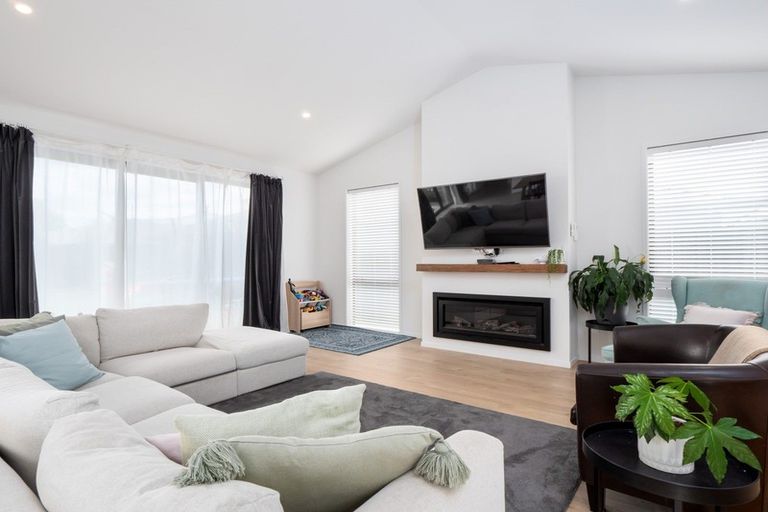 Photo of property in 19 Cumberland Road, Lower Shotover, Queenstown, 9304