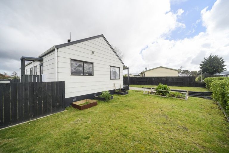 Photo of property in 9 Cargill Grove, Kelvin Grove, Palmerston North, 4414